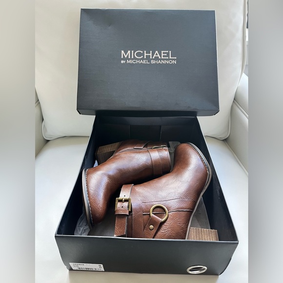 Michael Shannon Vegan Leather Blair Brown Booties Zip Up Buckle EUC Size:(9) - Picture 7 of 8